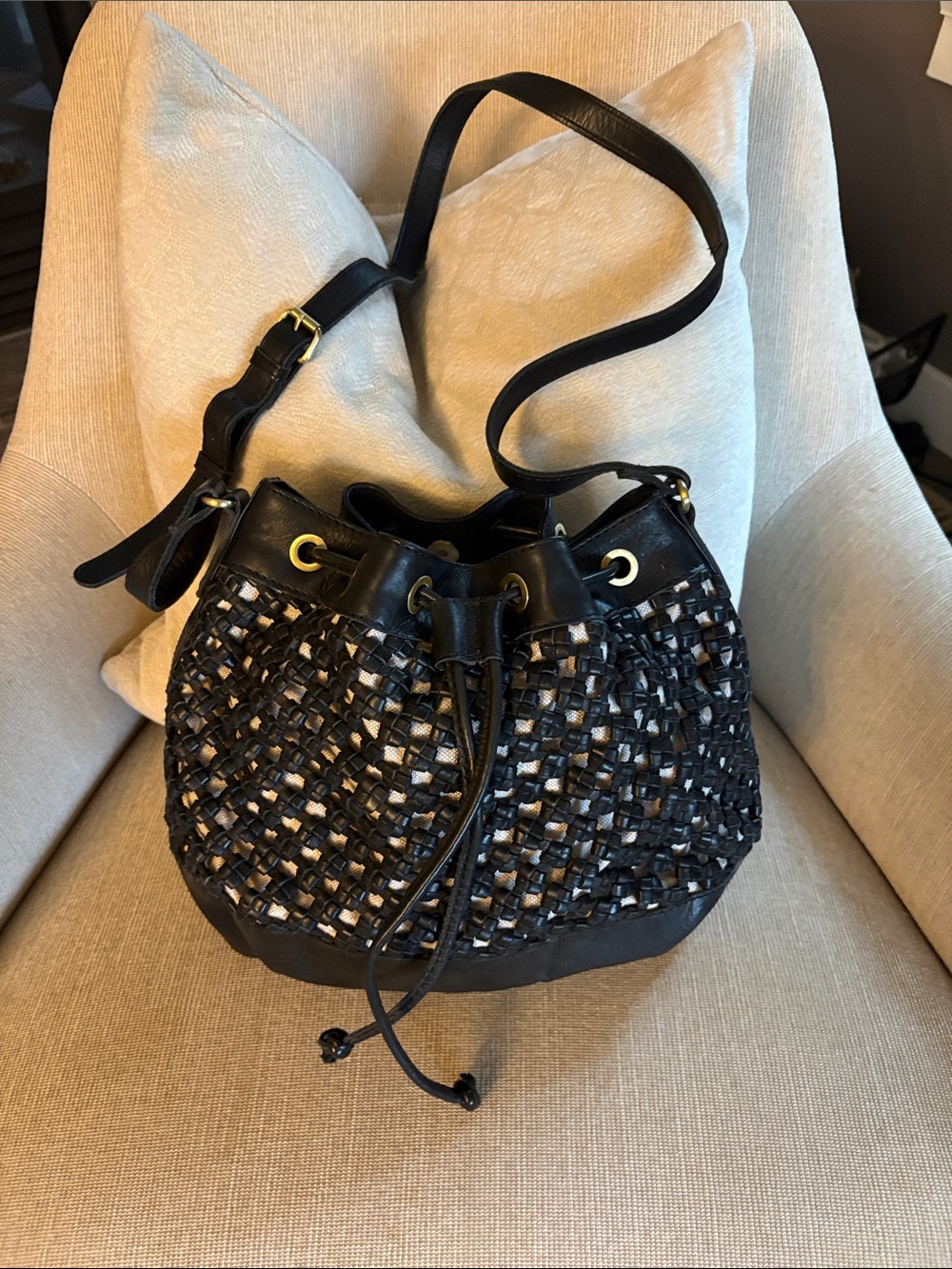 Woven Leather Drawstring bucket Shoulder Bag